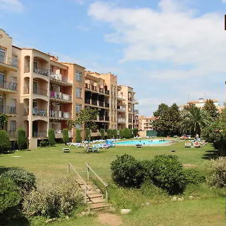 Bt Gran Reserva Apartment *